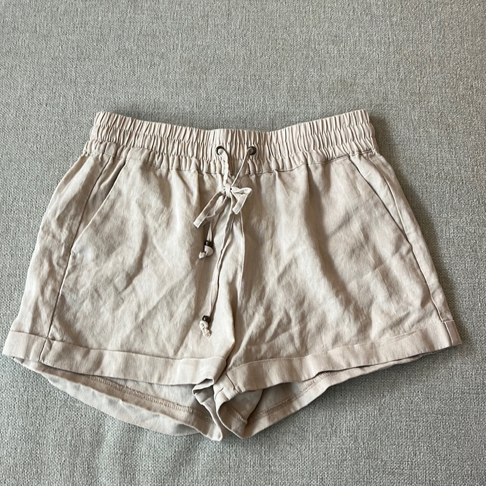 Linen shorts